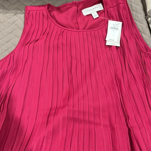 Banana Republic Elegant Berry Crystal Pleated Midi Dress/NWT/S - Picture 10 of 13